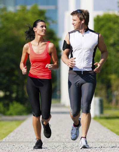 man jogging Đi bộ giảm cân ở nam giới